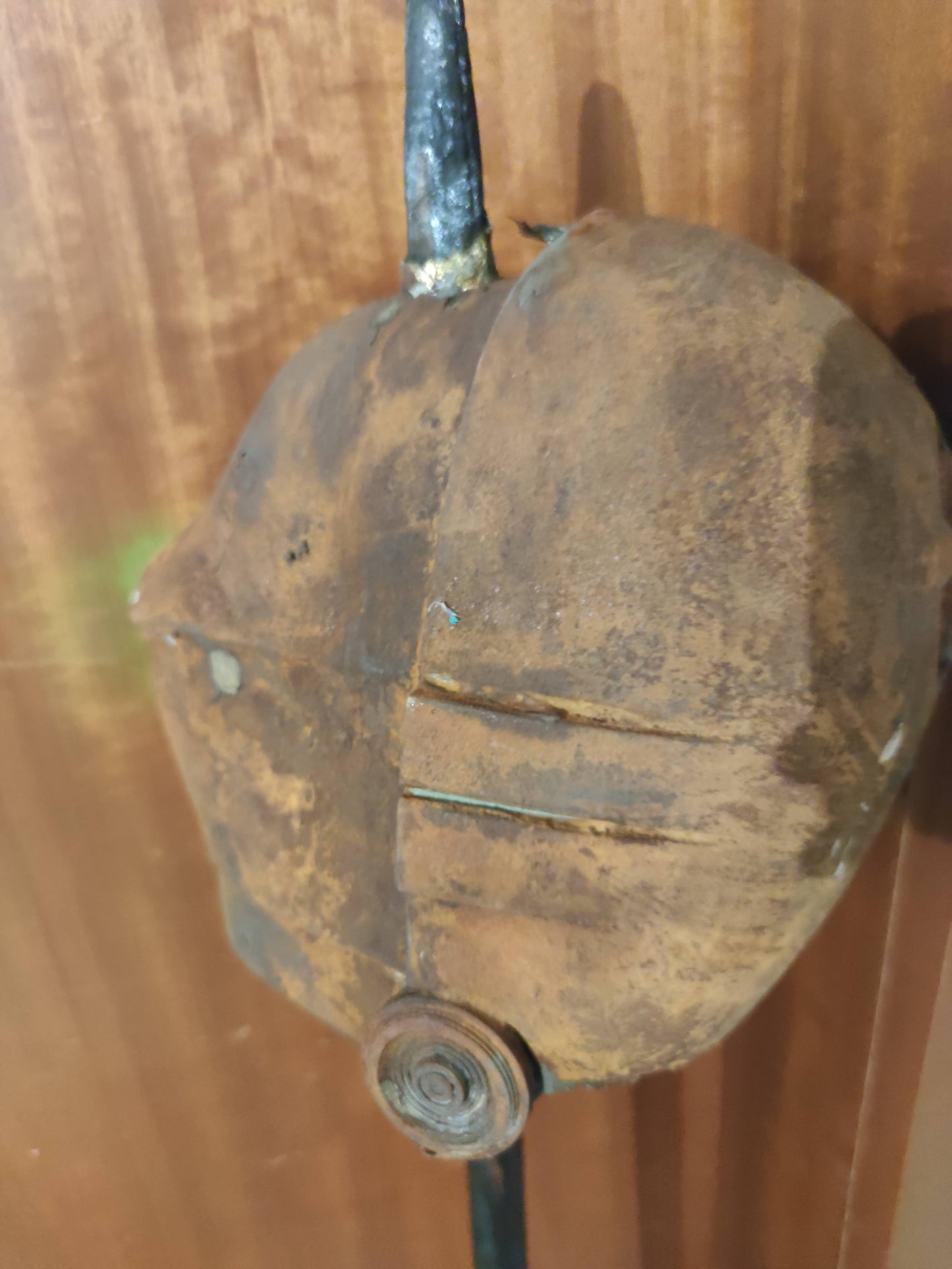 Protokolldroiden-Kopf – Trophäe aus der Wüste