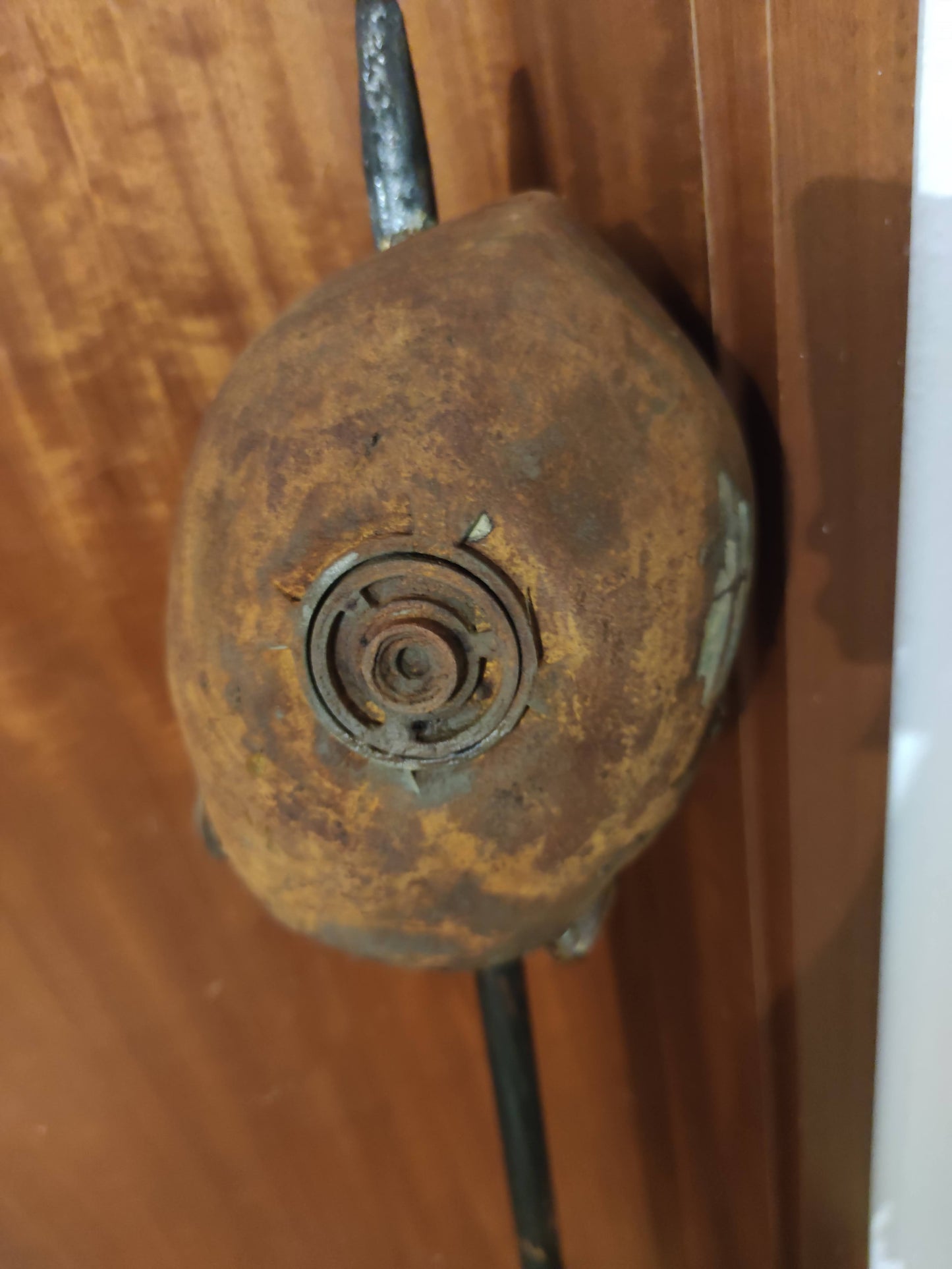 Protokolldroiden-Kopf – Trophäe aus der Wüste