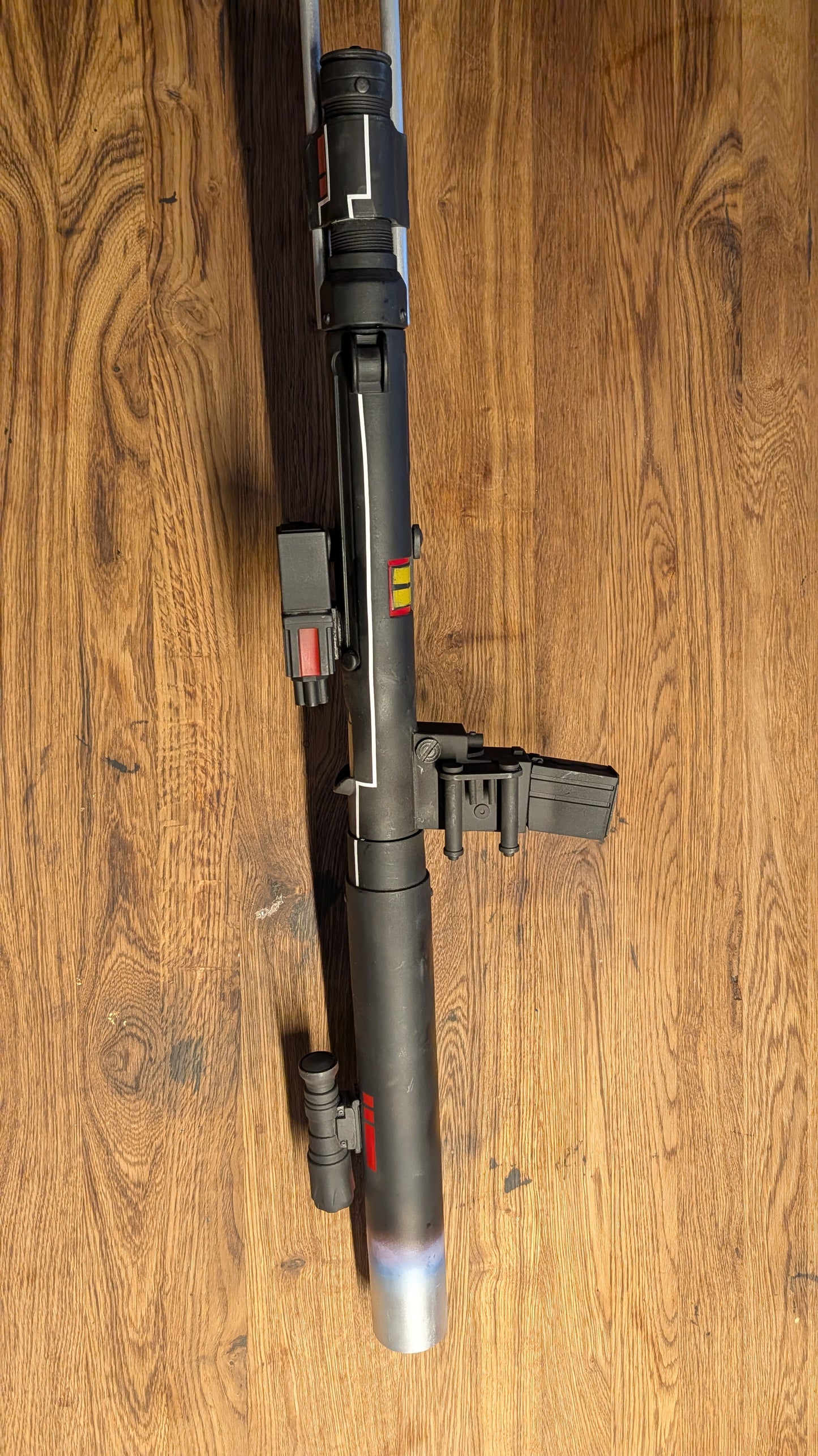 E-11D Death Trooper Blaster – Premium Replik (ca. 80 cm)